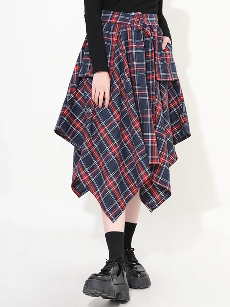 Aitana Plaid Picnic Skirt - Navy