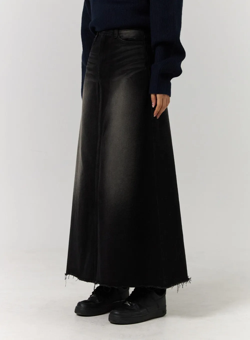 Denim Raw Hem Stitch Maxi Skirt CD329