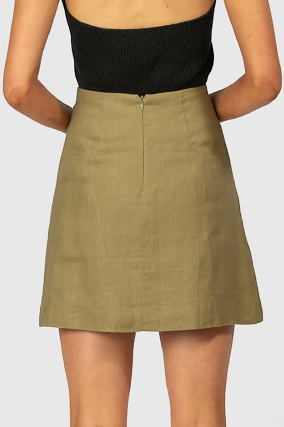 Los Beso Linen Sage Mini Skirt